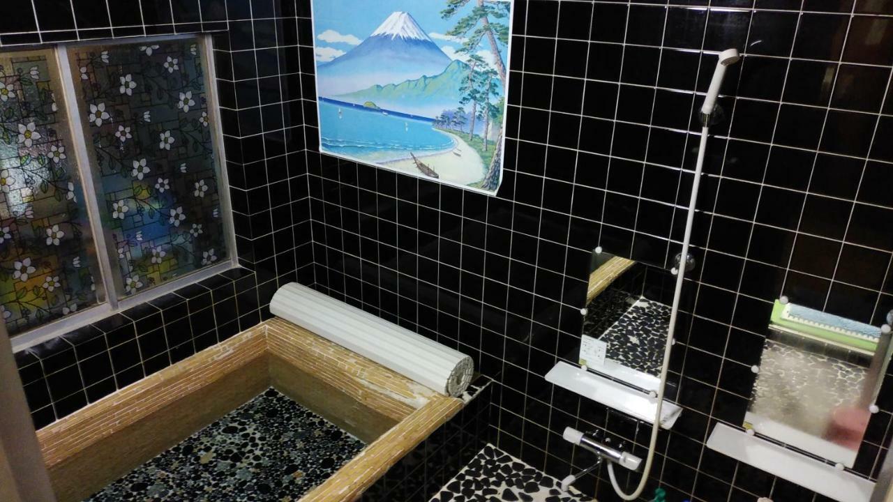 Walking Pilgrimage Hotel Tokiwa Ryokan Ozu  Экстерьер фото