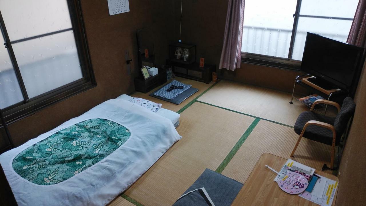 Walking Pilgrimage Hotel Tokiwa Ryokan Ozu  Экстерьер фото