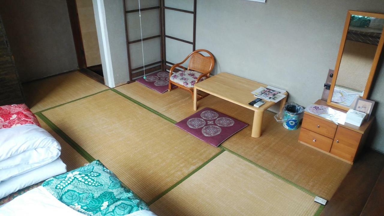 Walking Pilgrimage Hotel Tokiwa Ryokan Ozu  Экстерьер фото