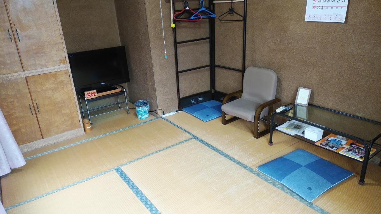 Walking Pilgrimage Hotel Tokiwa Ryokan Ozu  Экстерьер фото