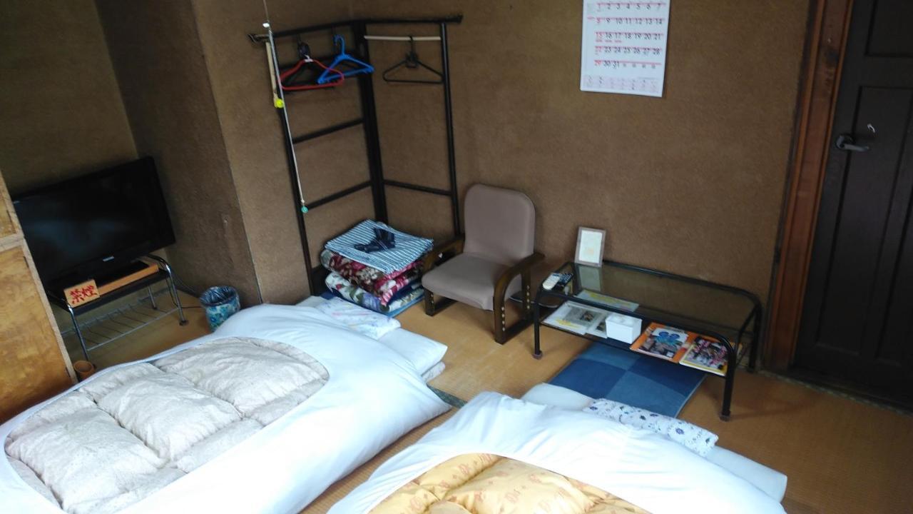 Walking Pilgrimage Hotel Tokiwa Ryokan Ozu  Экстерьер фото