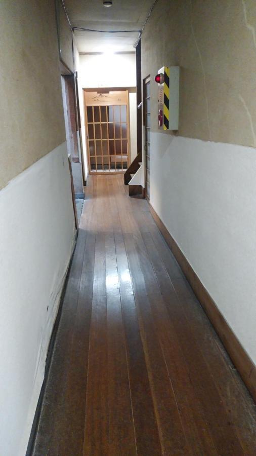 Walking Pilgrimage Hotel Tokiwa Ryokan Ozu  Экстерьер фото